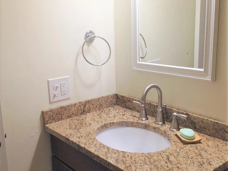 66 Girard Ave — Photo 18