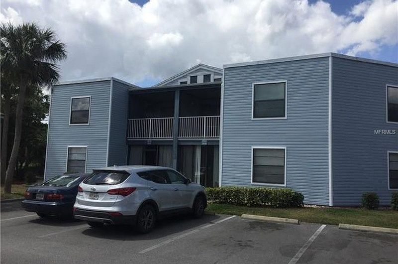 1st image of 3906 Atrium Dr