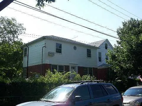 1018 148th St photo 1