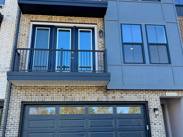 43421 Farringdon Sq, Ashburn, VA 20148