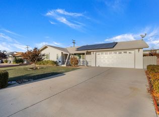 27210 Capilano Dr, Menifee, CA 92586