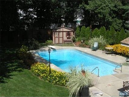 2nd image of 608 Baylor Ave