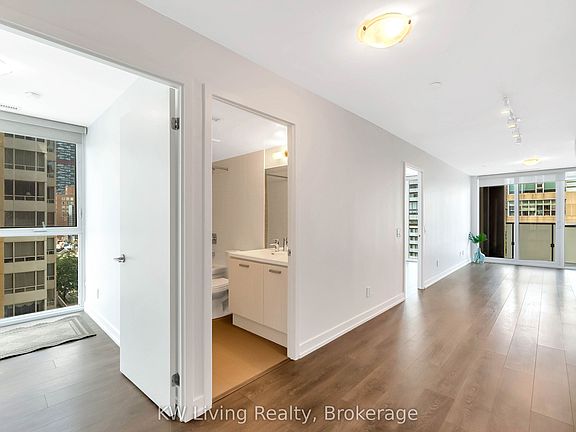 5th image of 125 Redpath Ave #709