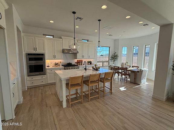 2nd image of 1081 E PEACH TREE Drive