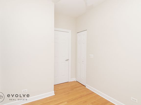 5th image of 3244 N Clifton Ave #3250N3