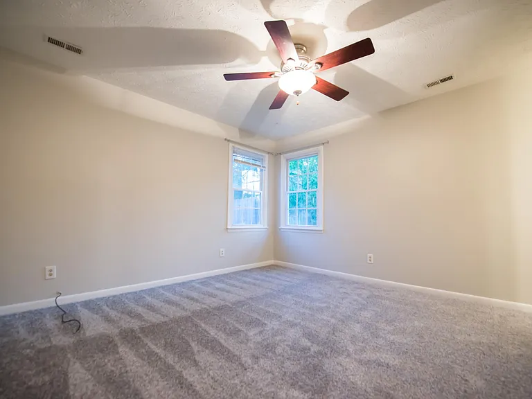 1066 Quail Meadow Dr — Photo 8