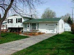 213 Warner St, Walbridge, OH 43465