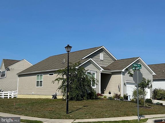 2nd image of 48 Walters Way
