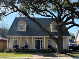 1512 Gardenia Dr, Metairie, LA 70005