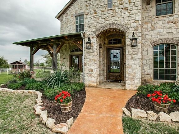 3rd image of 1340 Shepherds Creek Dr