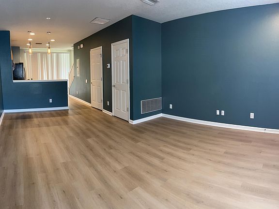3rd image of 10423 Westpark Preserve Blvd