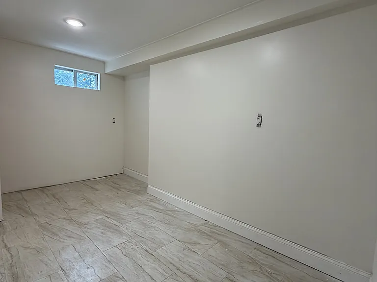819 Bergen Ave #1 — Photo 3