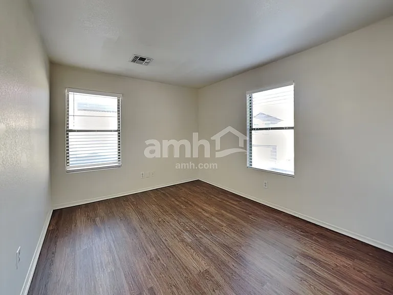9680 N 82nd Ln — Photo 14