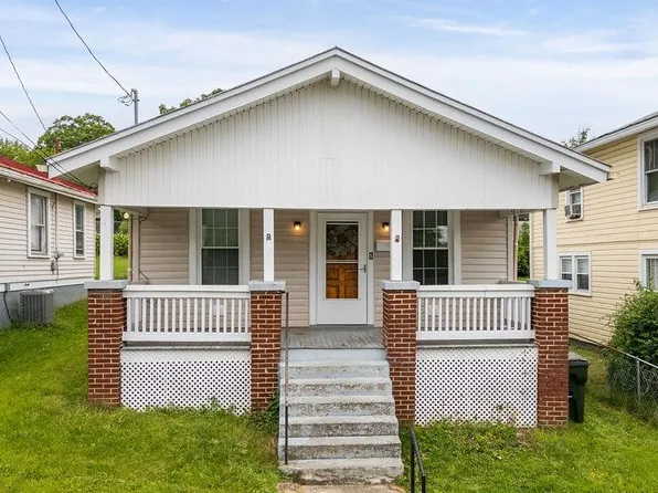 930 Trout St, Staunton, VA 24401