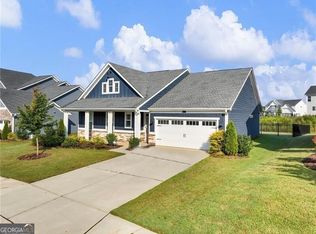 627 Michigan Cir, Hoschton, GA 30548