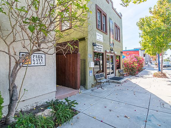 3rd image of 4461 Park Blvd Unit 3