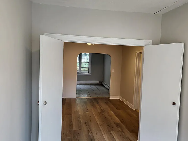 19 1/2 Wright Ave #2 — Photo 4