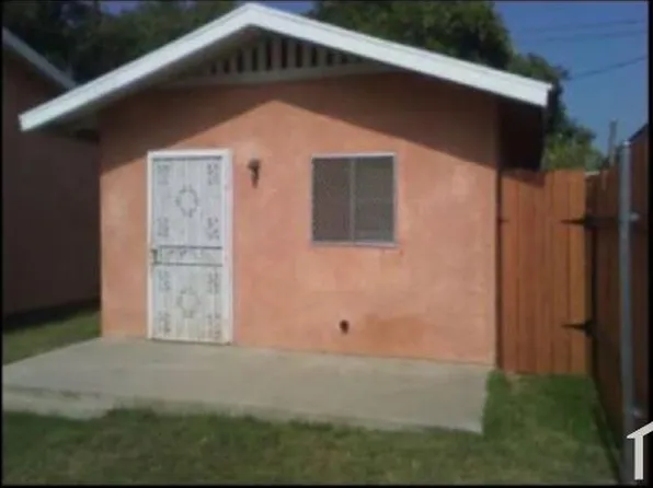 5922 S San Pedro St, Los Angeles, CA 90003