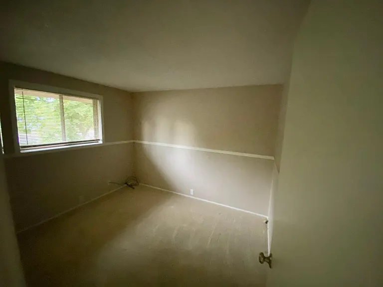 138 Lynnbrook Dr — Photo 10