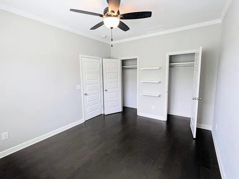 2748 Cloister Ln — Photo 19