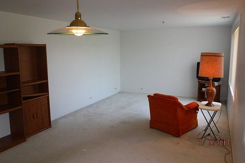 5th image of 6401 Lincoln Ave #204