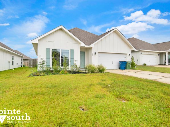 390 Gemini St