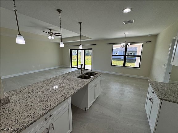 3rd image of 759 Festival Ave S