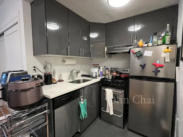 14 Marion St, Brookline, MA