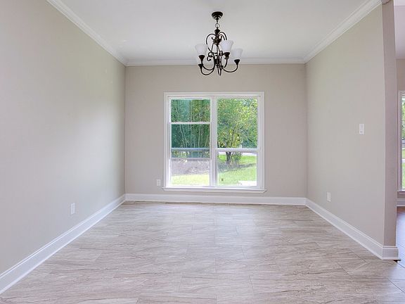 4th image of 23863 Sunnybrook