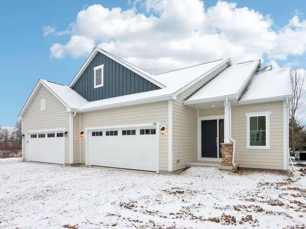 796 Bridlewood DRIVE, Hartford, WI 53027