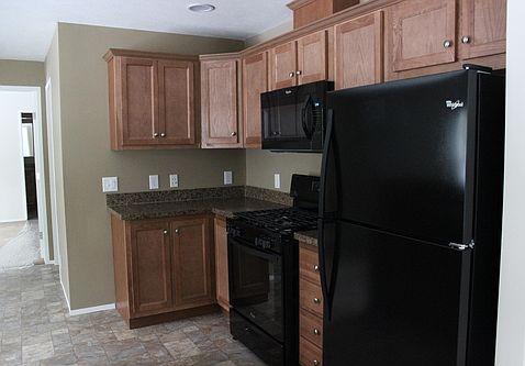5th image of 13899 Pinewood Dr