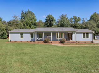 398 Woodgrove Dr, Mount Ulla, NC 28125