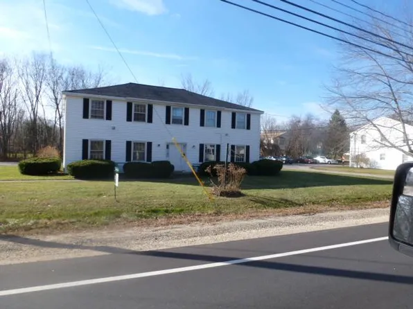 79 Rochester Hill Rd, Rochester, NH 03867