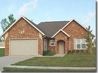 2nd image of 174 Bluegrass St