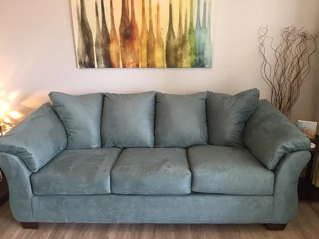 New sofa with beach colors