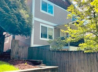 4018 California Ave SW APT 4, Seattle, WA 98116