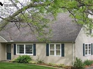 3983 N Stonehenge Rd, Port Clinton, OH 43452