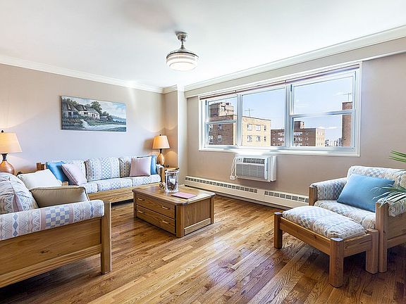 2nd image of 122 Ashland Pl APT 15D
