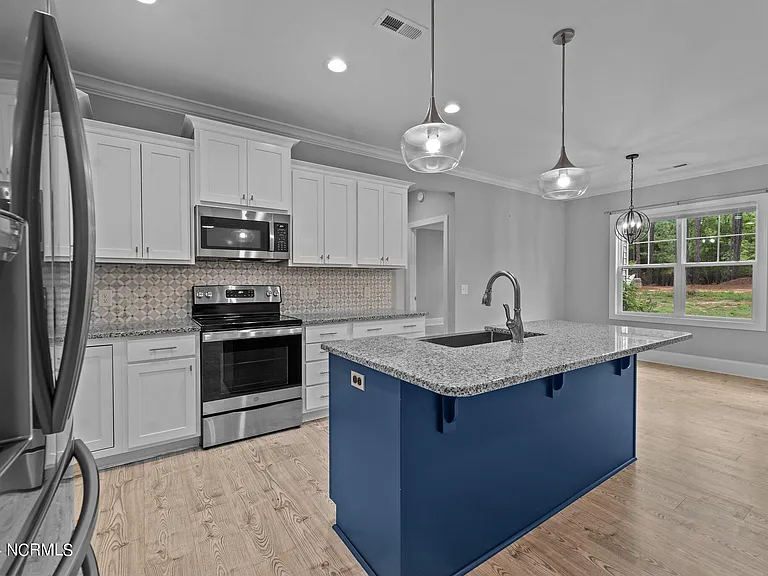428 Gretchen Rd — Photo 15