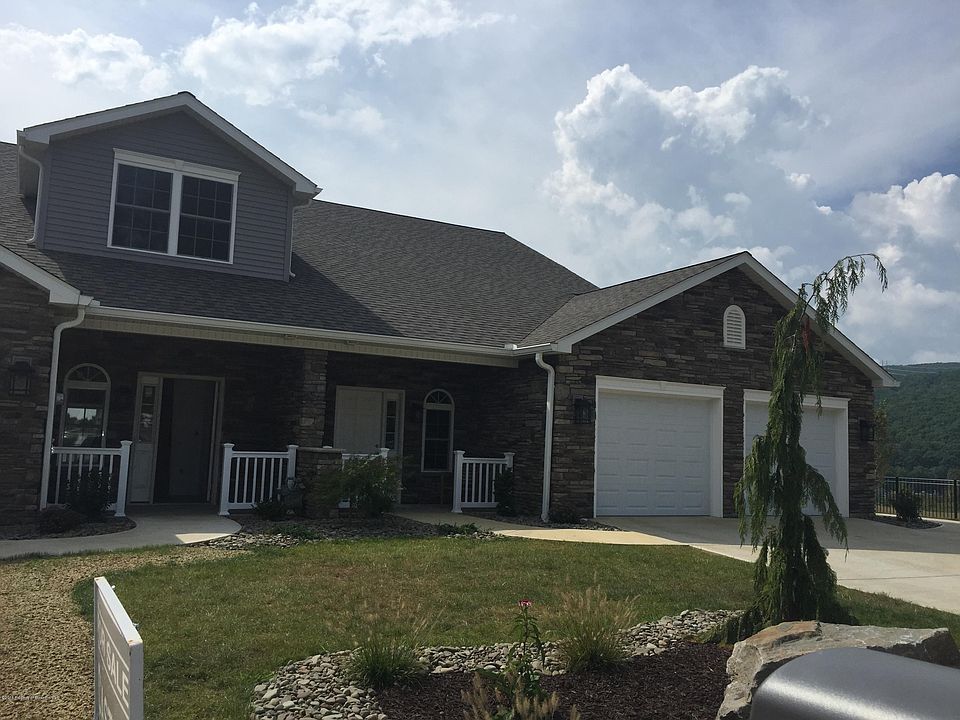 2nd image of 133 Forest Dr
