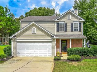 104 Westcott Ct, Holly Springs, NC 27540