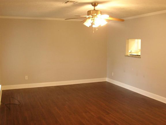 Pass thru from living area to kitchen.