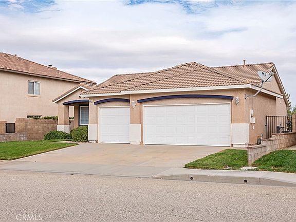 2nd image of 3947 Grandview Dr