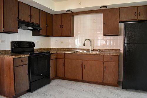 5th image of 720 N Austin Blvd APT 1NW
