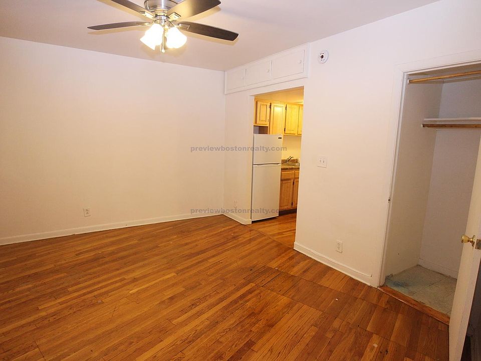 2nd image of 153 Brighton Ave #229