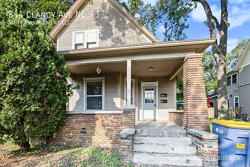 811 Clancy Ave NE #1 Photo 1 811 Clancy Ave NE #1 Photo 1