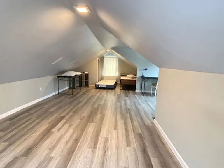 414 Stafford St — Photo 7