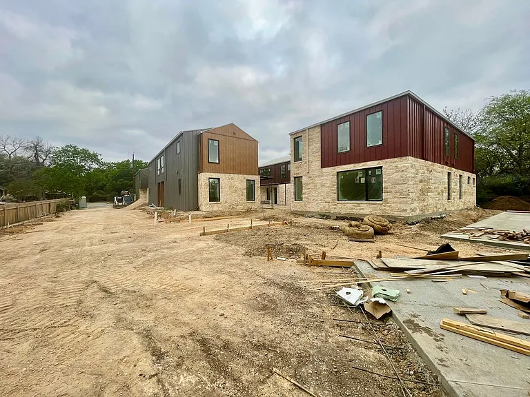 Modern Luxury in San Marcos' Premier Courtyard Community Now Leasing! — Photo 28
