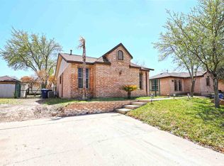313 Rancho Viejo Dr, Laredo, TX 78045