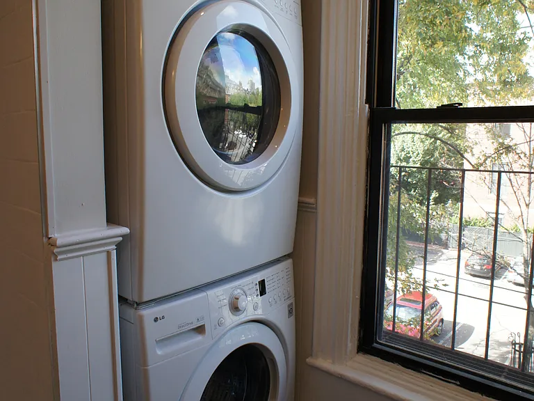 153 Warren Ave #2 — Photo 9